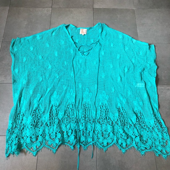 Swenton Caftan Tt Beach ( Final Sale) - Picture 3 of 4